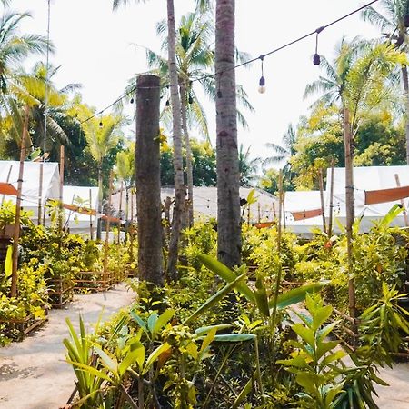 La Cocoteraie Ecolodge - Luxury Glamping Tents Gili Trawangan Exterior photo